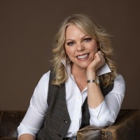 Kristin Demos
