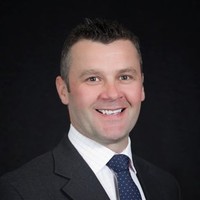 John James Mba, Finstlm