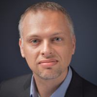 Chris Lazzari