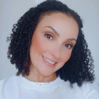Izabela Cirino