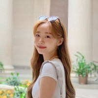 Inyoung Y.