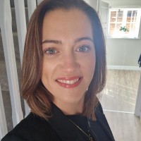 Lindsay Hunter