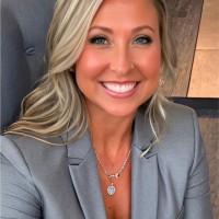 Michelle J Arthur