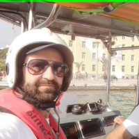 Γιάννης Θειακούλης