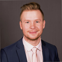 Luke Ushakas