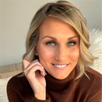 Kristin White