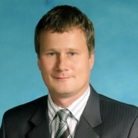 Dr. Frank Schmidt