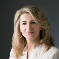 Lisa Calhoun