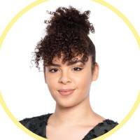 Délia Bennour