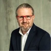 Hubert Pełka, Mba
