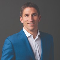 Corey Parker, Cia