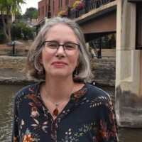 Beth Croteau-Kallestad