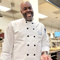 Christopher Riley