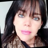 Iris Santos