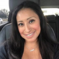 Caren Robles