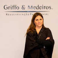 Kelly Griffo Medeiros