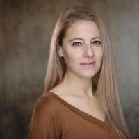 Claire Dean