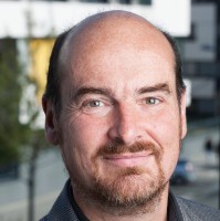 Warwick Tucker