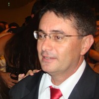 Carlos Ferron