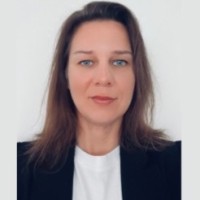 Éva Földesi