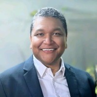 Naegeli R. Navarro Tang