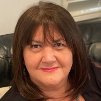 Helen Consta
