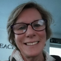 Shirley Roos