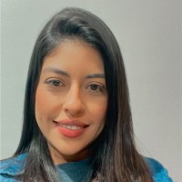 Valéria M.