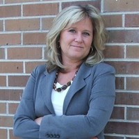 Suzanne Smith