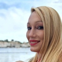 Leticia Domken Lagarriga