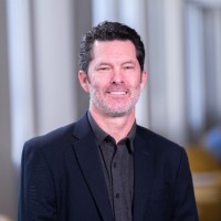 Andy Burns Lc, Mies