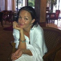 Angela Nicholls