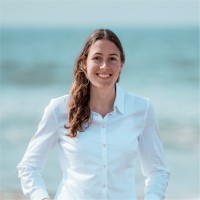 Anouk De Vries