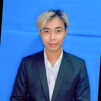 ดลวรรษ ดินประเสริฐ