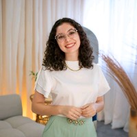 Thiana Cristina