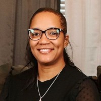 Dee Travis