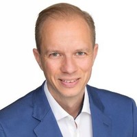 Robert Larsson