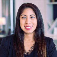 Monica Morales, Cam