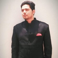 Vivek Kr.