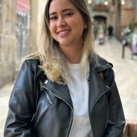 Monike de Arruda Queiroz Sales