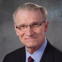 Bruce A. Kellogg, Mai, Frics