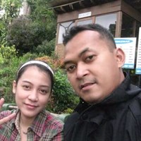 Teguh Apriyono