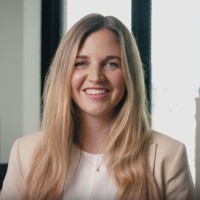 Charis Hahl