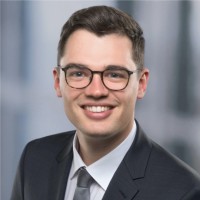 Dr. Dr. Lukas Müller, MBA