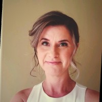 Cynthia Plett