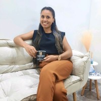 Jacqueline Andrade Figueiredo Silva