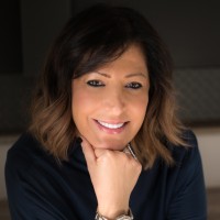 Suzanne Kalan