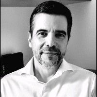 Leandro L.