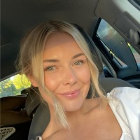 Victoria P.