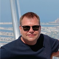 Martin Holt